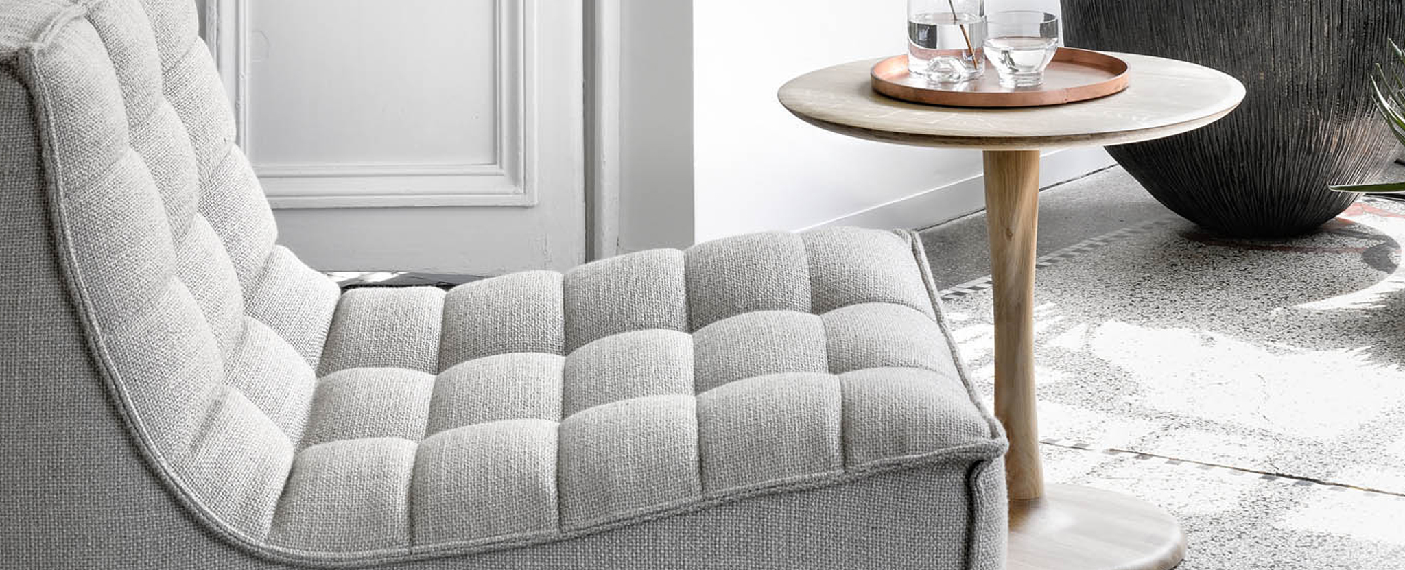 sedačka, sofa, sedenie, modulárna sedačka, modularna sedacka, nadcasova sedacka, gauc, sedenie, latkova sedacka, látková sedačka, rohová, rohova, presivana, bezova, čalunená, calucena, retro, dizajnova sedacka, dizajnova, kreslo, podnož, dvojasedačka, trojsedačka, rohová, rohový diel, kreslo, modulrána, moduralna sedacka